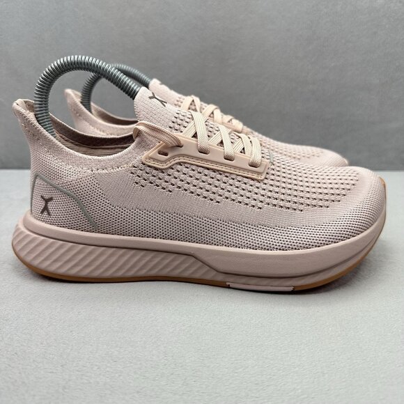 Flux Adapt Runner Womens Size 7 Shoes Dove Gray Athletic Running Training NEW - Picture 1 of 8